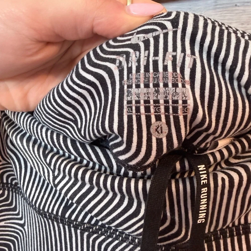 Nike Epic Luxe Geometric Print Running Leggings Size XL